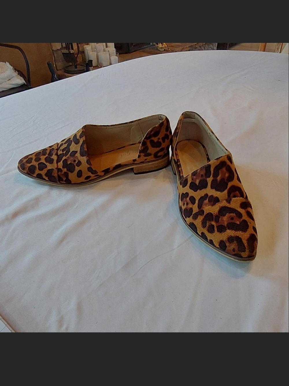 ARider Girl Leopard Print Side Cutout Pointy Toe Flats Size 7